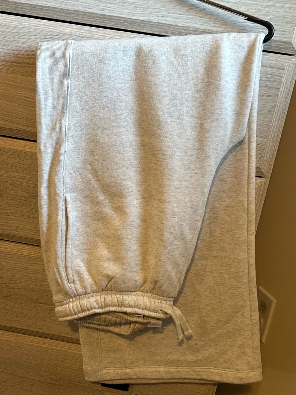 GAP Light Heather Gray Women's wide leg sweatpants